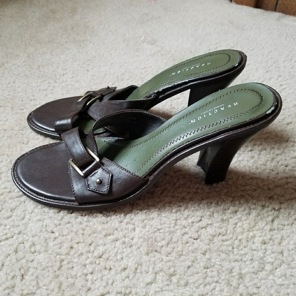 Brown leather sandals - Picture 4 of 4